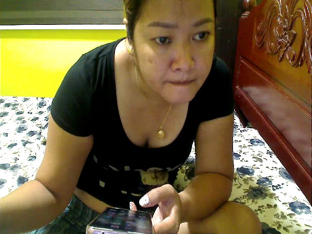 Live sex webcam photo for LiL_Spermaid #271142119