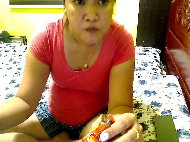 Live sex webcam photo for LiL_Spermaid #271143533