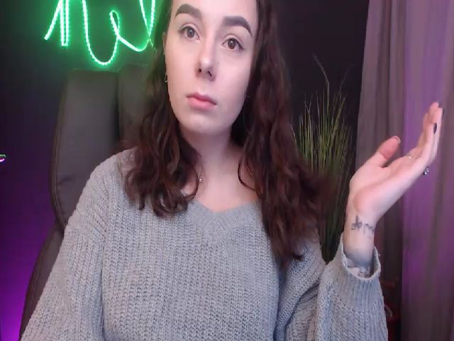 Live sex webcam photo for DinaD #271150164