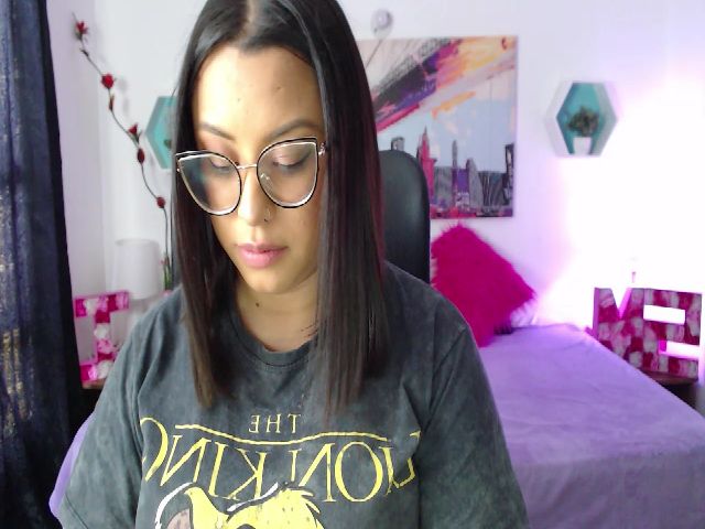 Live sex webcam photo for Sexualmilena #271154858