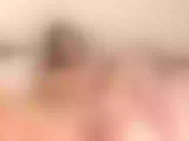 Live sex webcam photo for Luu-queen #271145237