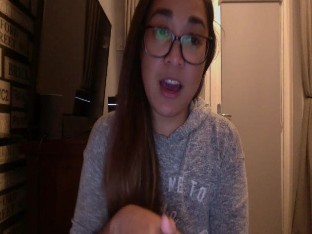 Live sex webcam photo for NewKristine23 #271155998