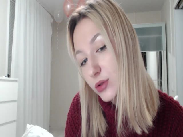 Live sex webcam photo for Ellen_James #271156026