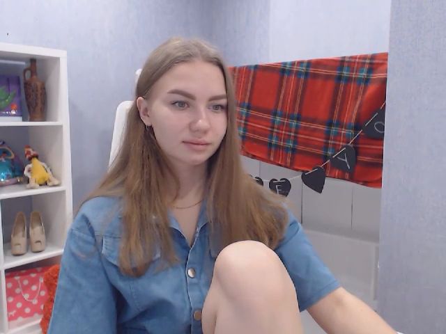 Live sex webcam photo for KatrinNovak #271143382
