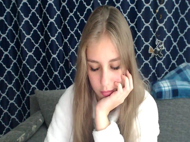 Live sex webcam photo for Aeritta #271156189