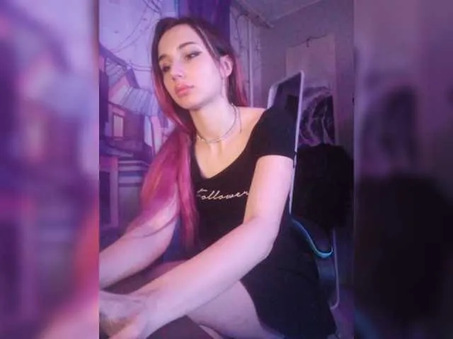 Live sex webcam photo for ElsieLove #271148603