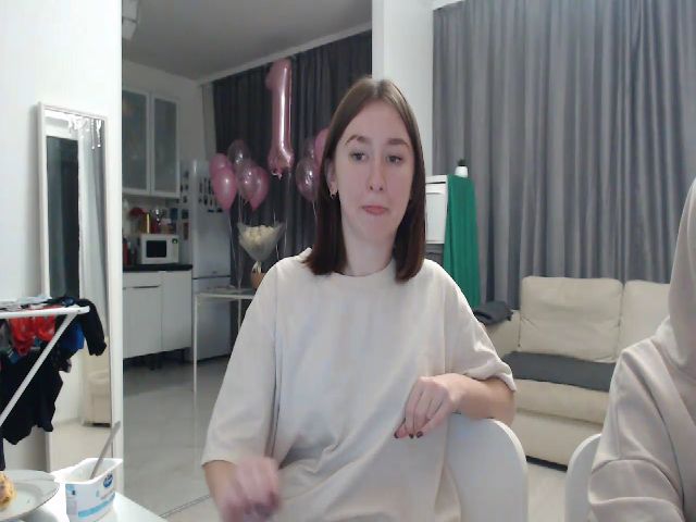 Live sex webcam photo for Chloe_x_x #271151639