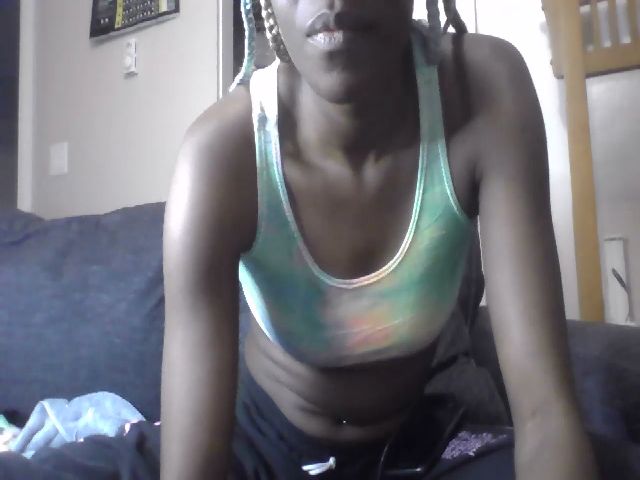 Live sex webcam photo for Dreamymiz #271144557