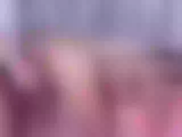 Live sex webcam photo for hottis-kitten #271152385