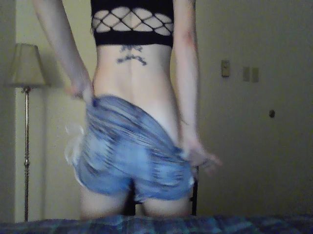 Live sex webcam photo for HarperCole78 #271157119
