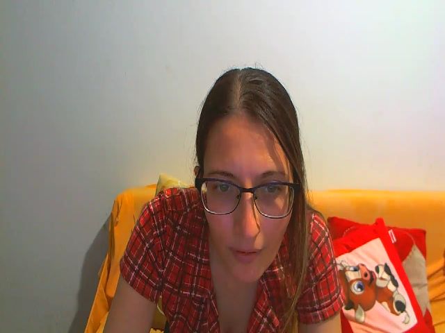 Live sex webcam photo for lillybelly #271142395