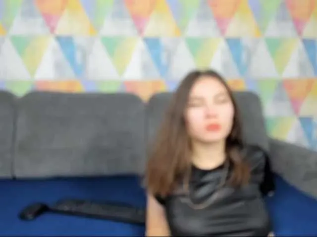 Live sex webcam photo for INDIRRA #271144623