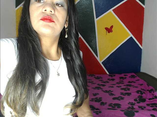 Live sex webcam photo for SashaCouple #271148677