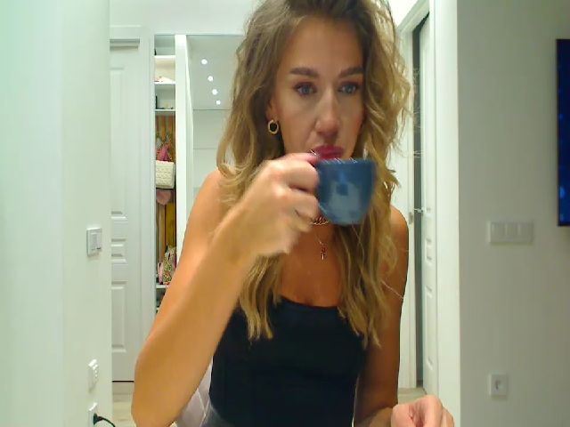 Live sex webcam photo for Sunny_Daisy #271151262