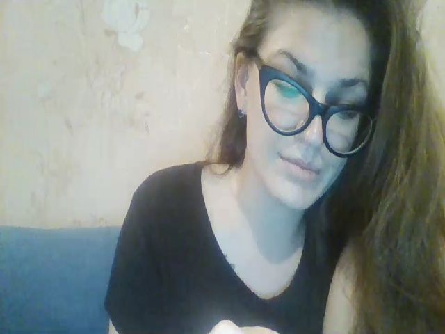 Live sex webcam photo for evil_witch1 #271150677