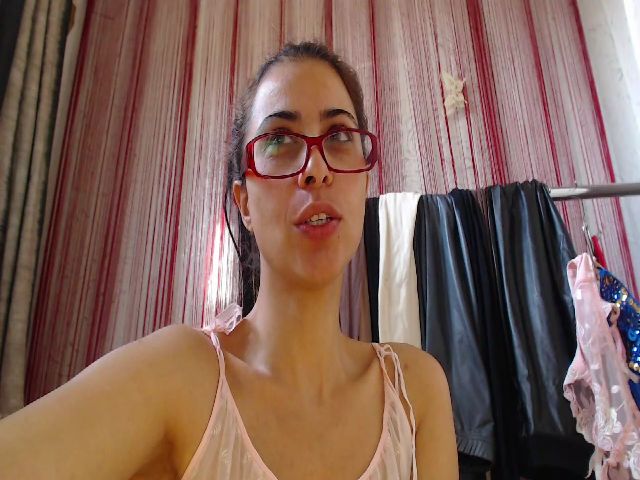 Live sex webcam photo for HOT_ALIAN #271146629