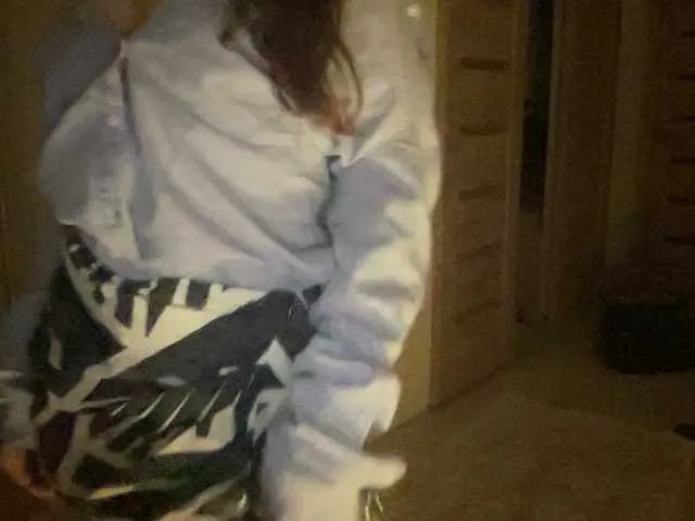 Live sex webcam photo for foxxbs #271140486