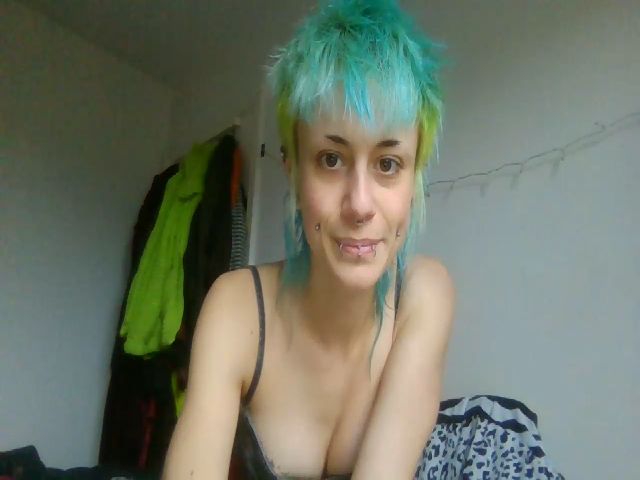 Live sex webcam photo for Punky_heidi #271150563