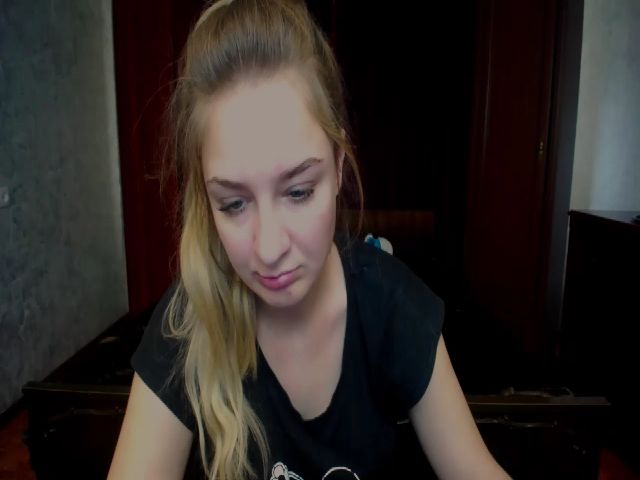 Live sex webcam photo for Sweet__cheeks #271147322