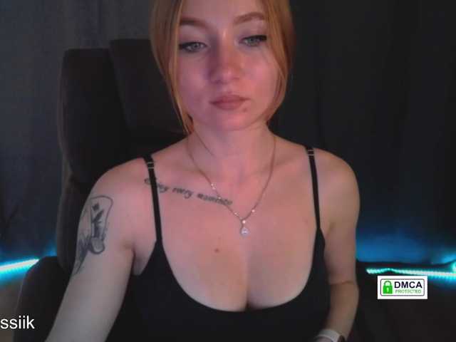 Live sex webcam photo for Flower999 #271170400