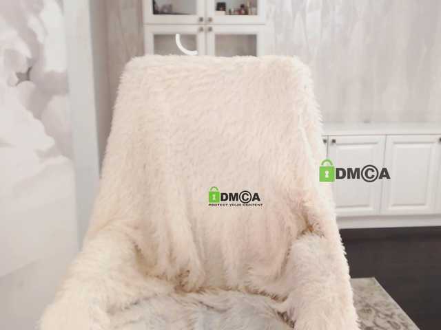 Live sex webcam photo for AnnaDaisy1 #271169997