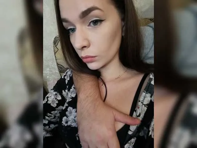 Live sex webcam photo for HellMor #271170039