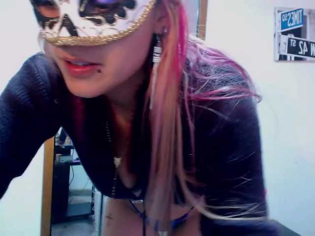 Live sex webcam photo for karlagrey #271163138