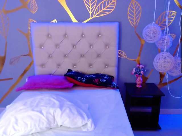 Live sex webcam photo for sweetfer #271158295