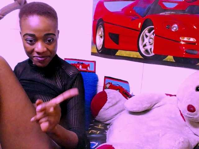 Live sex webcam photo for JahFoxy #271163089