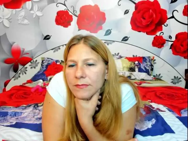 Live sex webcam photo for imola80 #271158268