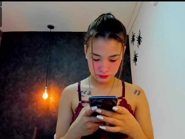 Live sex webcam photo for NicolPalacios #271166553