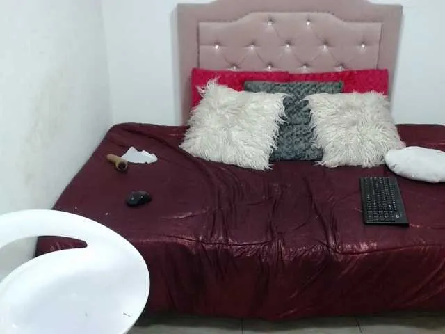 Live sex webcam photo for Kardaluna #271159088