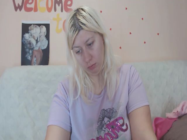 Live sex webcam photo for Kylie_Pag #271160527