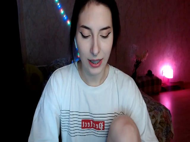 Live sex webcam photo for Ella_Sunn #271172230