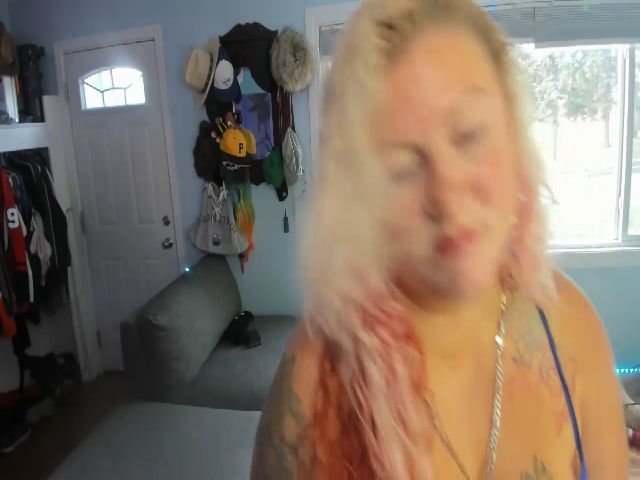 Live sex webcam photo for Janrubygirl #271172520