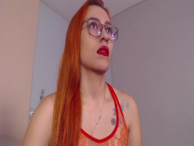 Live sex webcam photo for VenusCox #271169722