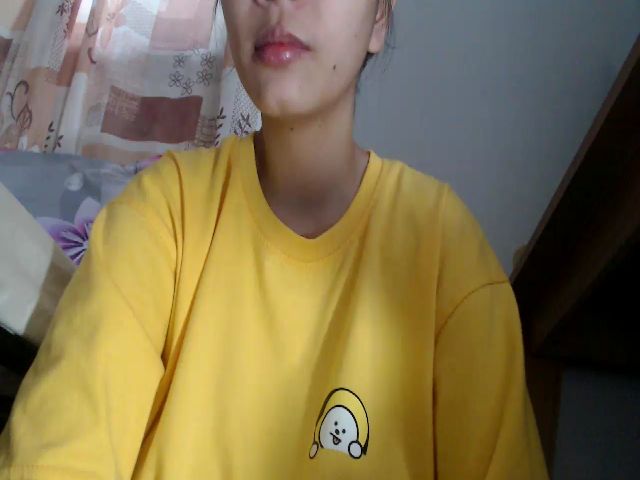 Live sex webcam photo for HotpukiLuver #271174490