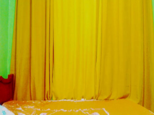 Live sex webcam photo for Angelsweet02 #271174646