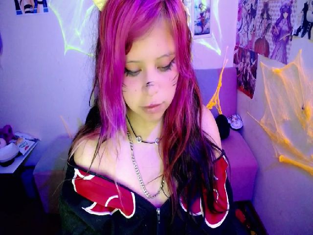 Live sex webcam photo for Aria_Yummi #271163909