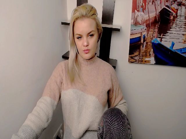 Live sex webcam photo for Smooth_Moon #271165264