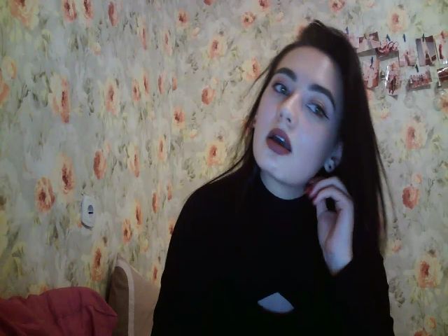 Live sex webcam photo for lolly_hollyy #271173100