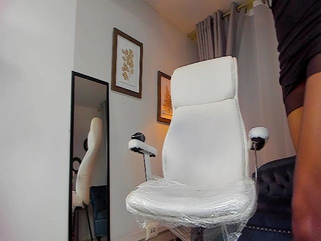 Live sex webcam photo for Ashley_leon_ #271167682