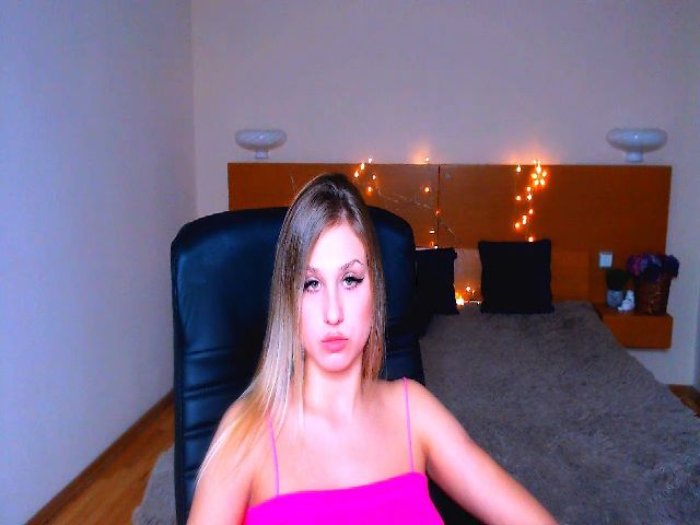 Live sex webcam photo for Vital__Force #271159491