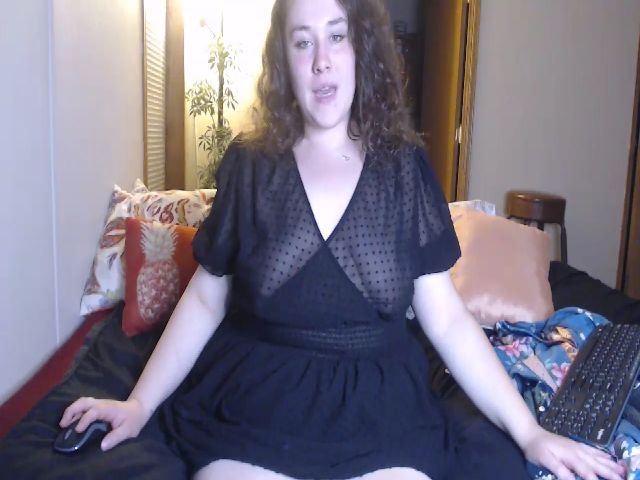 Live sex webcam photo for StonedSummer7 #271160335