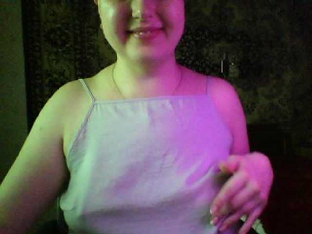 Live sex webcam photo for KarinaBerg #271166956