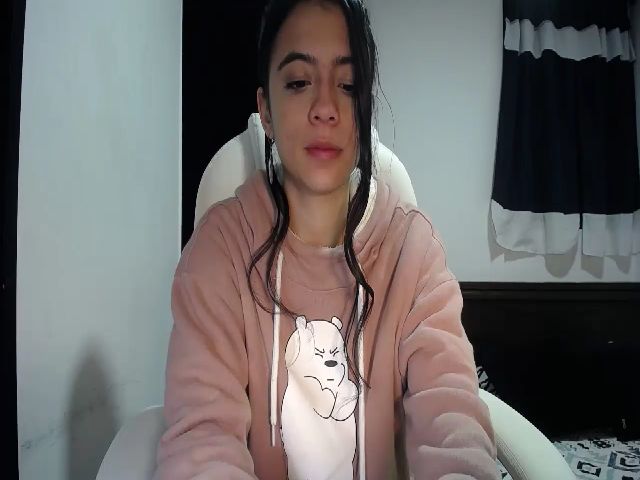 Live sex webcam photo for Littlelisa__ #271161739