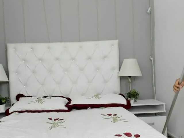 Live sex webcam photo for CristhinaPreu #271171851