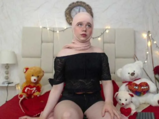 Live sex webcam photo for haddy18 #271166651