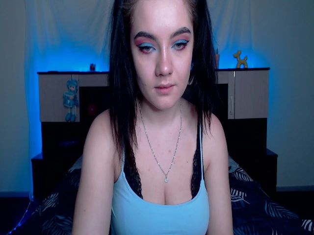 Live sex webcam photo for AliceOk #271169196