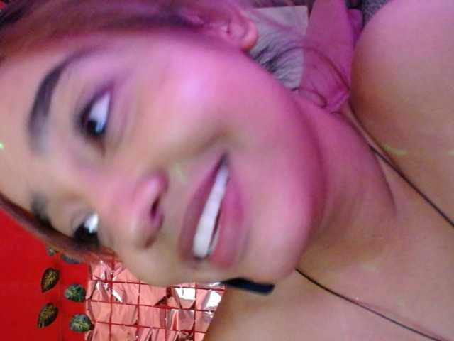 Live sex webcam photo for aodanis #271158846